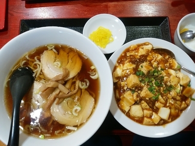 「チャーシューメンとマーボー豆腐のセット980円」@中国本場的料理 華龍飯店 高崎モントレー店の写真