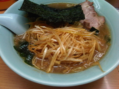 「ネギラーメン並(850円)」@なかむら屋の写真
