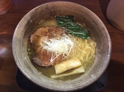 「純塩らぁ麺」@麺らいけんの写真