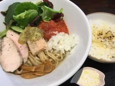 「【限定】シャケトマーゼ900円、チーズごはん110円」@麺や 蒼 AOIの写真