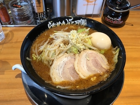 「期間限定 濃厚ブラック味噌  740円」@らあめん花月嵐 瑞穂店の写真