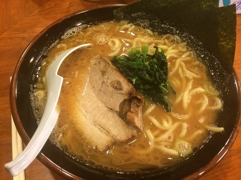 「とんこつ醤油らあめん」@上田らあめん はちの写真