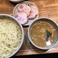 大盛りつけ麺＋チャーシュー
