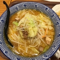 とんさいらーめん(味噌)750円