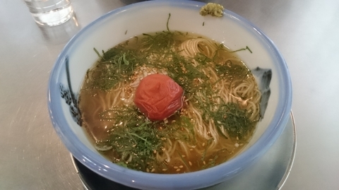 「大葉香る梅かけそば・・800円」@ZUND-BARの写真