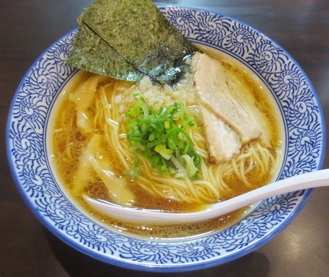 「煮干し中華そば　750円」@煮干し中華そば 麺屋 銀星 高円寺の写真