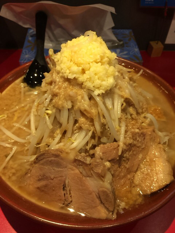 「醤油ラーメン 200ｇ全増し 650円」@ラーメン蘭の写真