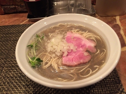 「煮干しそば750円」@灰汁中華 丿貫の写真