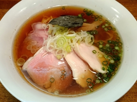 「醬油ラーメン 730円＋チャーシュー2枚 200円」@青山清湯そば 青ノ樹の写真