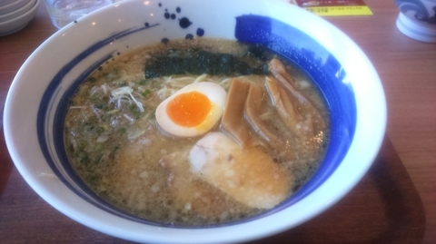 「こく旨らーめん醤油」@麺処直久 モラージュ柏店の写真