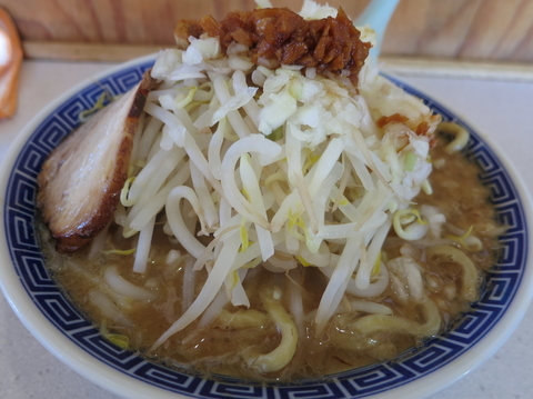 「ふじそば中盛り750円」@栄勝軒の写真