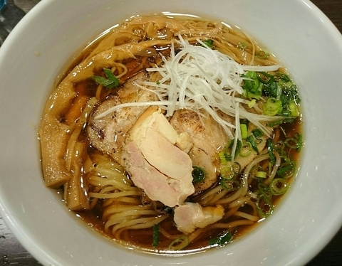 「醤油そば」@麺や 蒼輝 AOIKAGAYAKIの写真