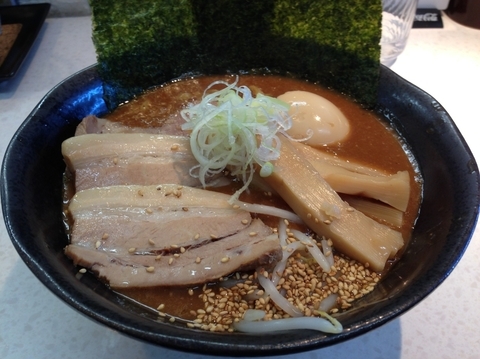 「デラックス濃厚味噌ラーメン　￥１０３０」@麺屋 久兵衛の写真