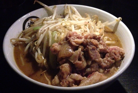 「牛スジ味噌ラーメン(おやっさんの気まぐれ)1,100円」@らーめん愉悦処 鏡花の写真