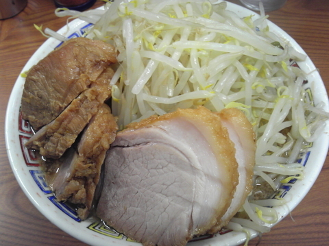 「ブタ入りラーメン」@ラーメン二郎 亀戸店の写真