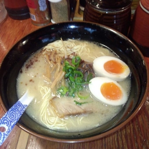 「味玉入り780円」@九州らーめん 艶まるの写真