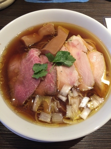 「チャーシュー醤油らぁめん」@らぁめん屋 カネキッチンの写真