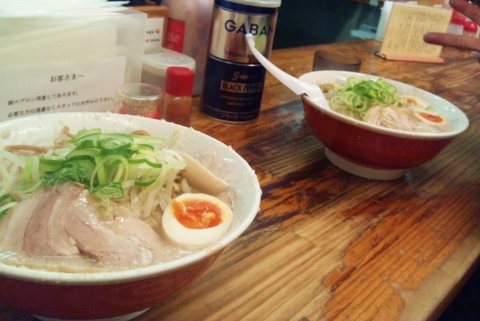 「しょうゆラーメン+味玉」@こってりらーめん なりたけ 本八幡店の写真