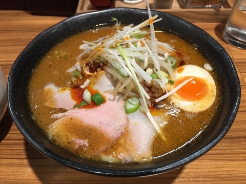 「汁有り担々麺」@家系ラーメン 横道(odo)の写真