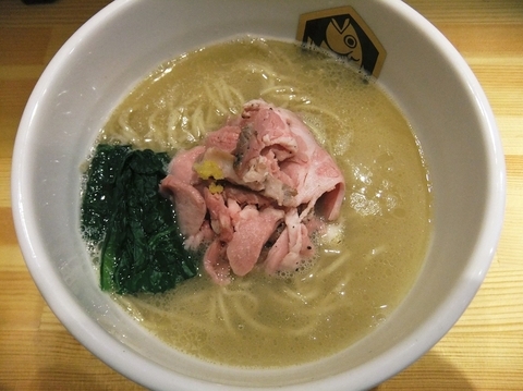 「真鯛らーめん（800円）」@真鯛らーめん 麺魚の写真