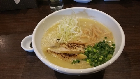 「濃厚鳥そば」@自家製麺 まかないへきるの写真