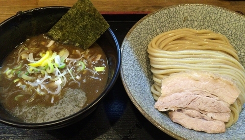 「つけそば 麺少なめ 790円」@市川ウズマサの写真