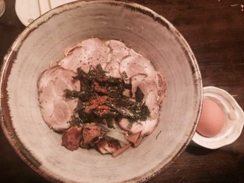 「味噌まぜそば＋チャーシュー」@花紋の写真