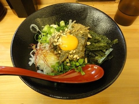 「坦々まぜそば（温）」@鶏炭焼らーめん専門店 田村家 茨木本店の写真