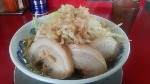 「ラーメン 大 小豚  \930」@ジャンクガレッジ 東大宮店の写真