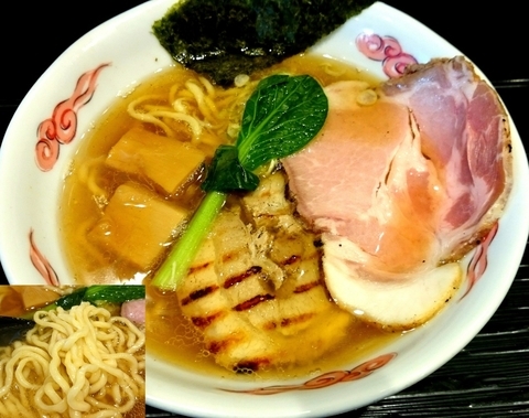 「龍ひげらぁめん（醤油） 730円＋ﾛｰｽﾄﾁｬｰｼｭｰ」@龍のひげの写真