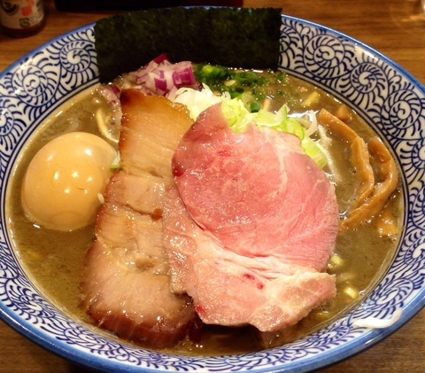 「味玉極上濃厚煮干しそば　880円　中盛り50円」@煮干しつけ麺 宮元の写真