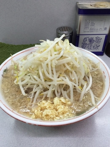 「普通盛ヤサイニンニク」@ラーメン 神田店の写真