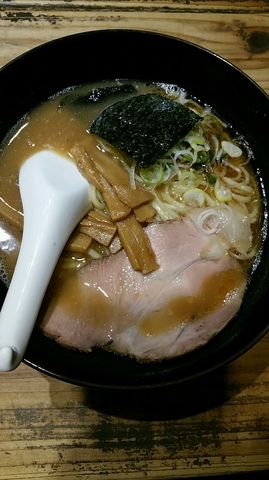 「ヨシベーラーメン醤油」@ラーメン ヨシベー 錦糸町店の写真