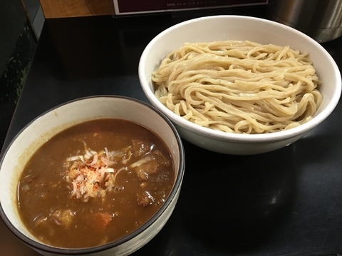 「牛すじカレーつけそば」@鶴麺 鶴見本店の写真