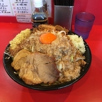 まぜそば(麺増し600g)＋豚券＋生姜＋たまねぎ＋鶏ほぐし