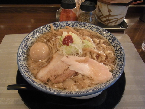 「背脂のこく煮干しらぁめん 500円 大盛 100円」@千葉房総 麺のマルタイの写真
