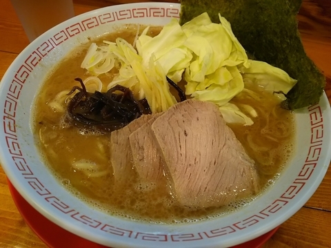 「魚介豚骨ラーメン 中」@ラーメン ぶんの写真