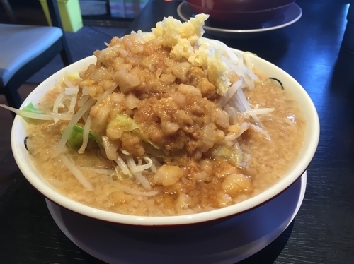 「らーめん ¥780 (アブラ、ニンニクセルフ)」@らーめん男盛 本店の写真