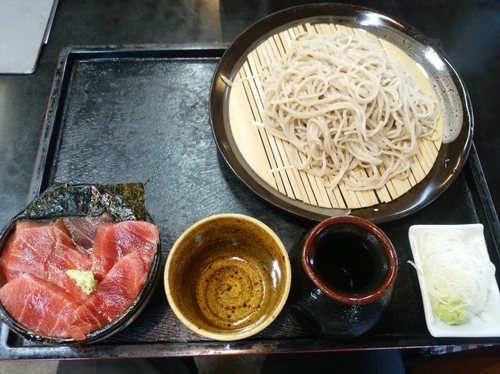 「【まぐろづけ丼ランチ840円】→500円」@彼方此方の写真