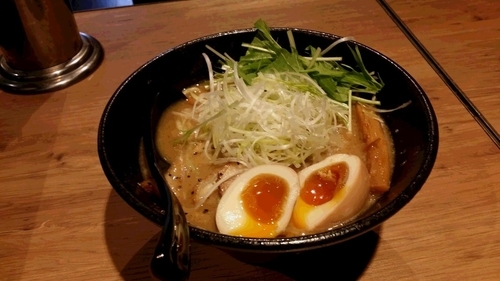 「豚骨魚介特製ラーメン」@RAMEN TOMIRAIの写真