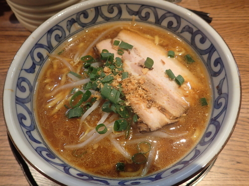 「バリバリラーメンしょうゆ味 650円」@らー麺屋 バリバリジョニーの写真