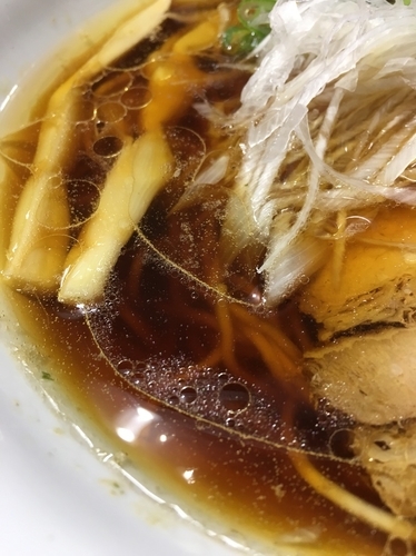 「生醤油採麺」@超純水採麺 天国屋の写真