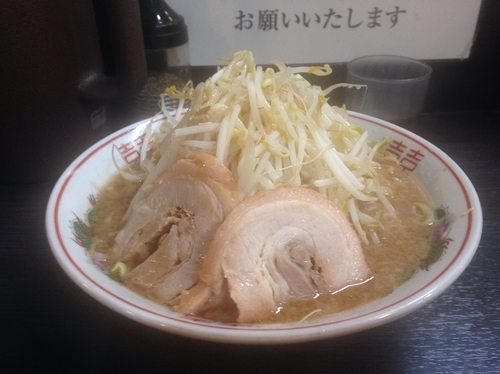 「小ラーメン 野菜二倍 ニンニク」@ダントツラーメン 岡山一番店の写真