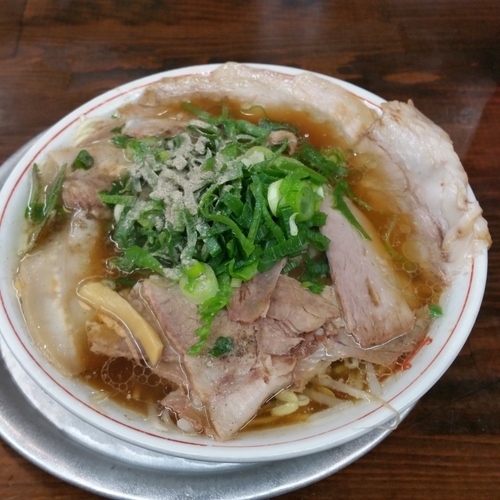 「Ｂらーめん（醤油チャーシューめん)７００円」@神戸ラーメン 第一旭 三宮本店の写真