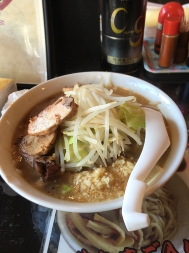 「ガッツリラーメン2号（ノーマル）細麺」@若旦那の写真