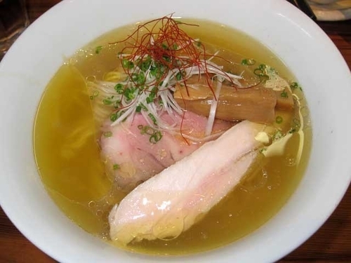 「塩ラーメン　800円」@ラーメン屋 トイ・ボックスの写真