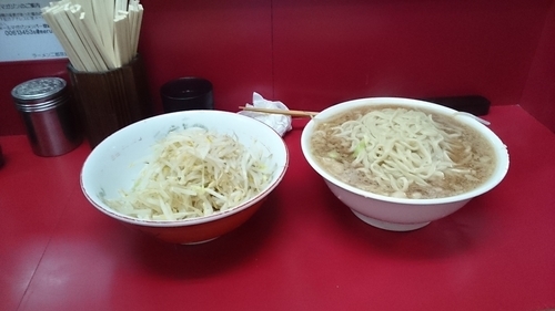 「麺マシ大(そのまま)￥８３０」@ラーメン二郎 京急川崎店の写真