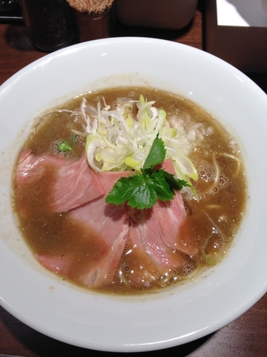 「超濃厚烏賊煮干中華そば」@麺屋 ねむ瑠の写真