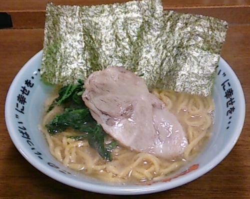 「家系豚骨醤油らーめん」@横浜家系ラーメン 二代目 肉そば家の写真