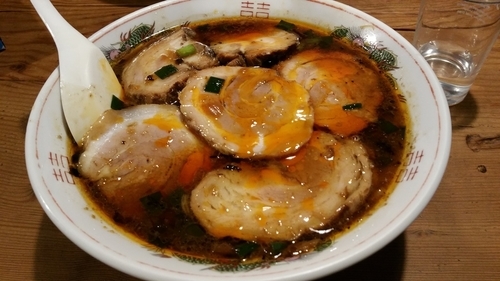 「アリランチャーシュー(中)(辛め)(1,050円)」@アリランらあめん 八平の写真